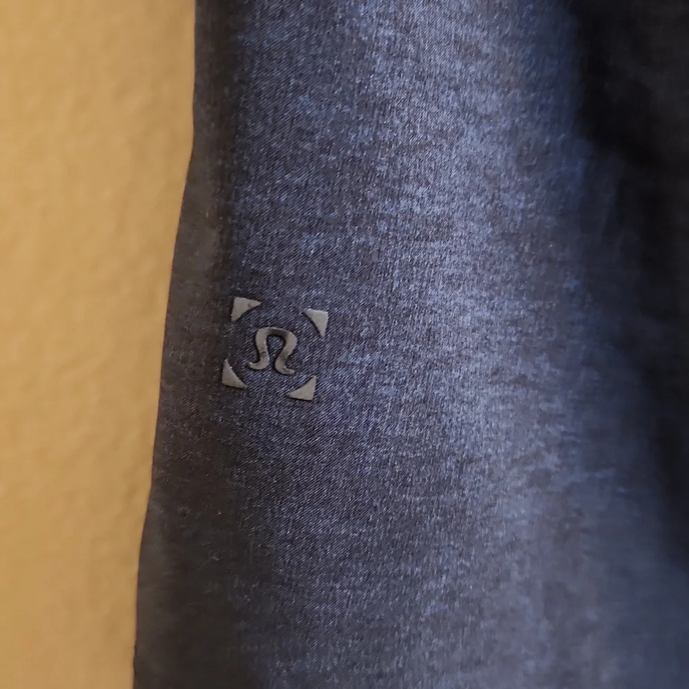 Lululemon☆ T.H.E Short 9" - Picture 8 of 9